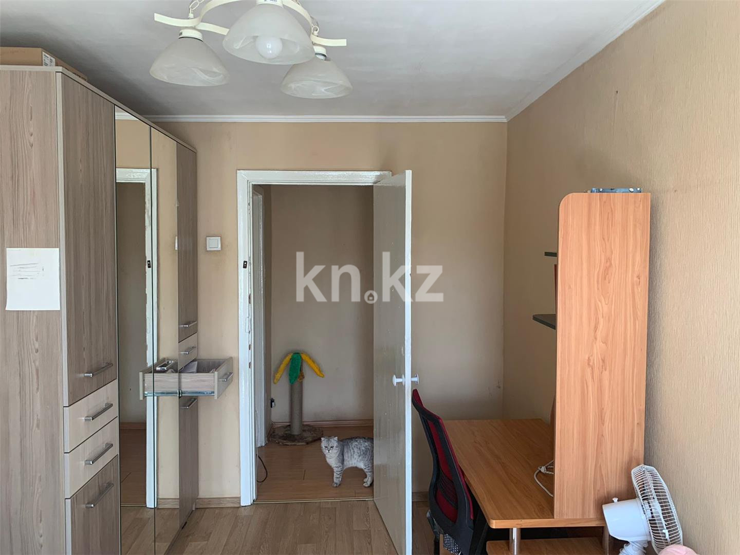 Продажа 3-комнатной квартиры, 60 м², пр. Н. Абдирова, дом  15 в Караганде - фото 4