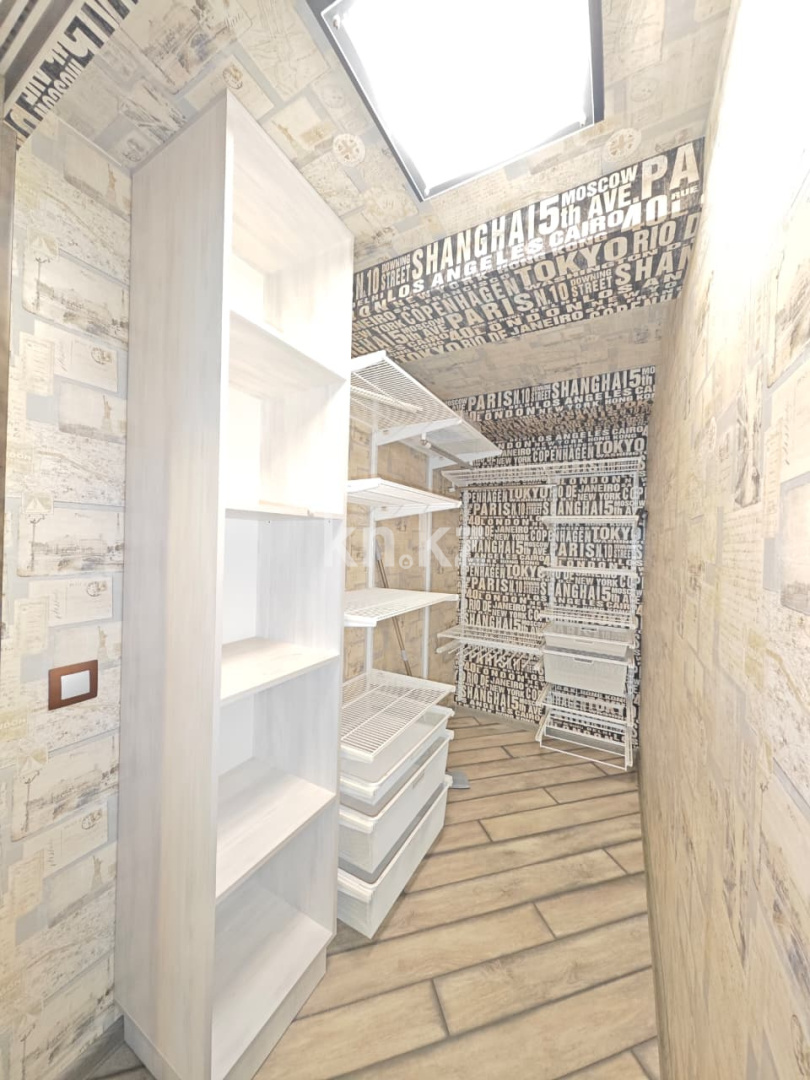 Продажа 3-комнатной квартиры, 96 м², ул. Ержанова, дом  18/6 в Караганде - фото 18