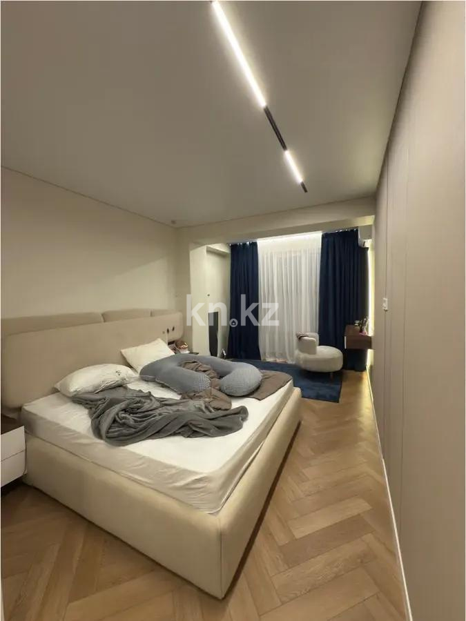 Продажа 2-комнатной квартиры, 70.3 м², ул. Есенова, дом  160/3 в Алматы - фото 3