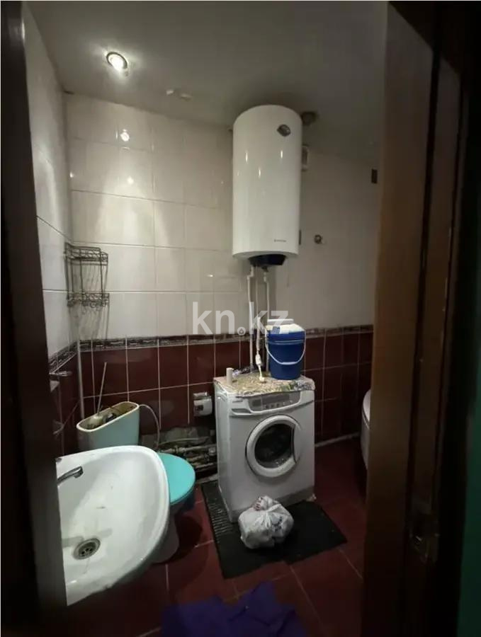 Продажа 4-комнатной квартиры, 100 м², ул. Ермекова, дом  81 в Караганде - фото 6