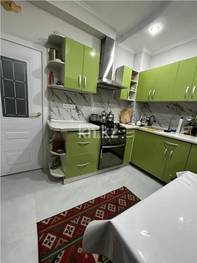 Продажа 3-комнатной квартиры, 71 м², ул. Толе би, дом  263 в Алматы - фото 2