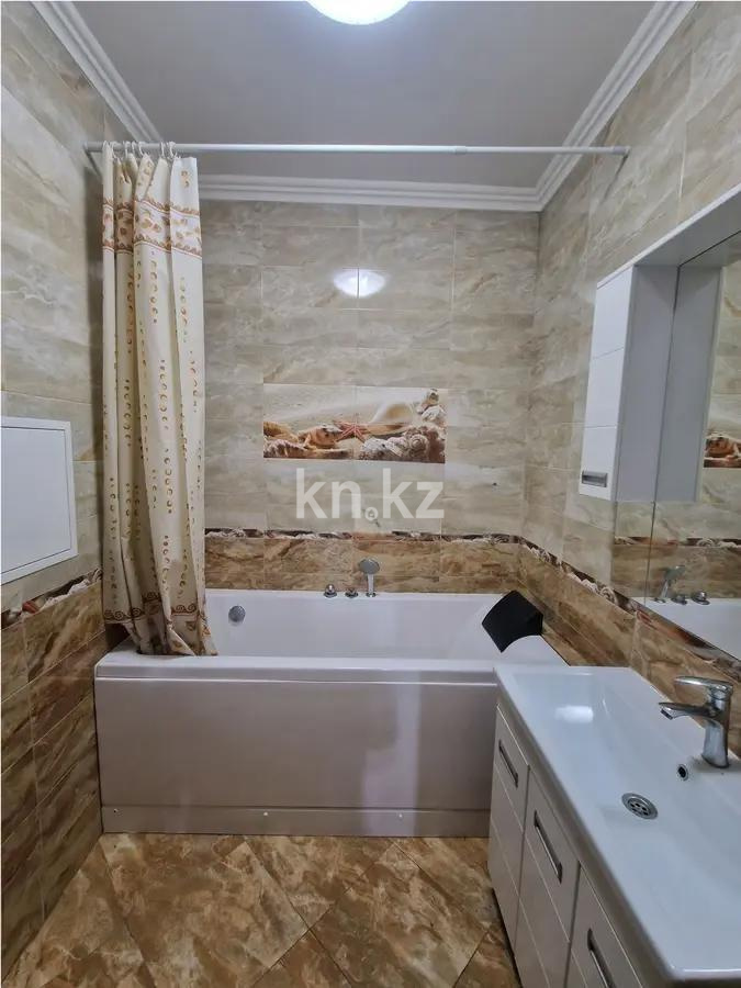 Продажа 2-комнатной квартиры, 96 м², ул. Богенбай батыра, дом  279 в Алматы - фото 4