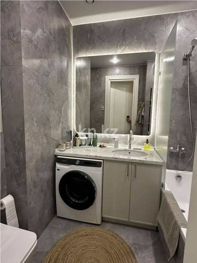 Продажа 2-комнатной квартиры, 59.5 м², ул. Утеген батыра, дом  11д в Алматы - фото 4