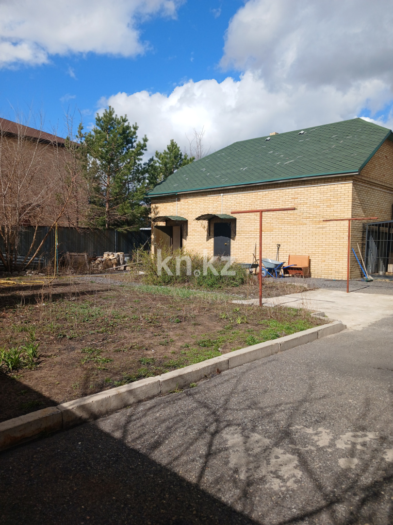 Продажа 8-комнатного дома, 360 м², ул. Кабжанова, дом  146 в Караганде - фото 5