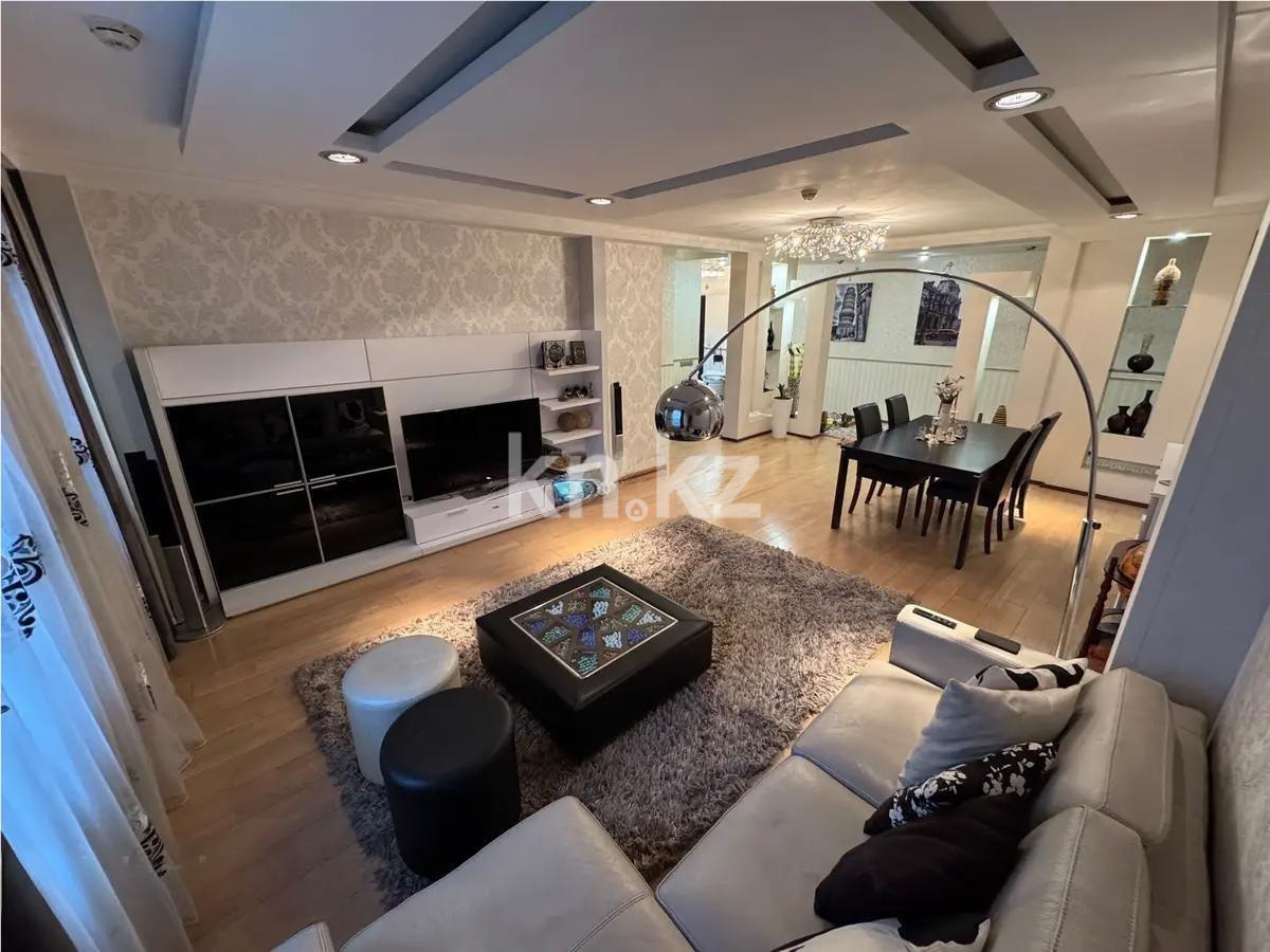 Продажа 4-комнатной квартиры, 160 м², пр. Абая, дом  63 в Астане