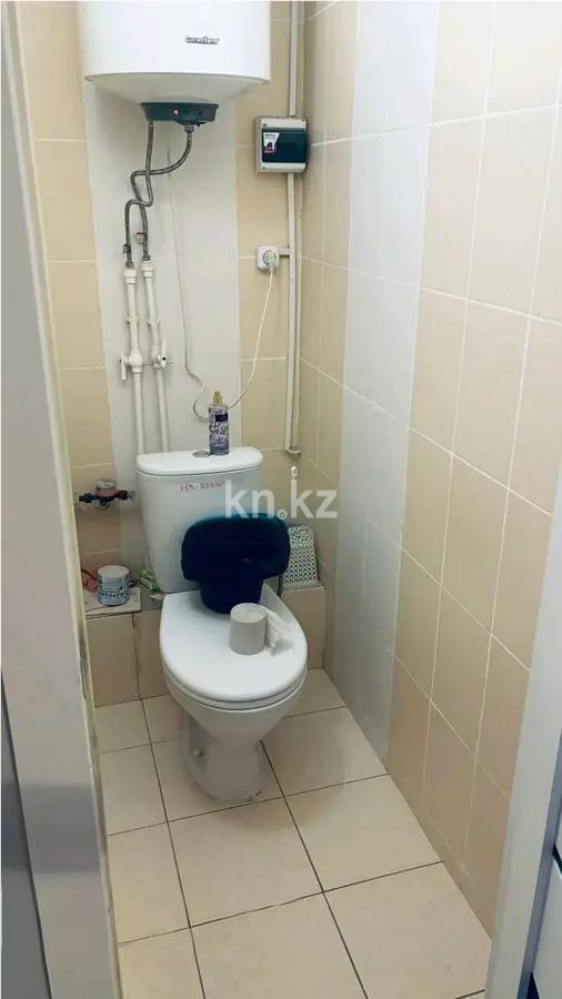 Продажа 1-комнатной квартиры, 33 м², мкр-н Восток-3, дом  15 в Караганде - фото 3