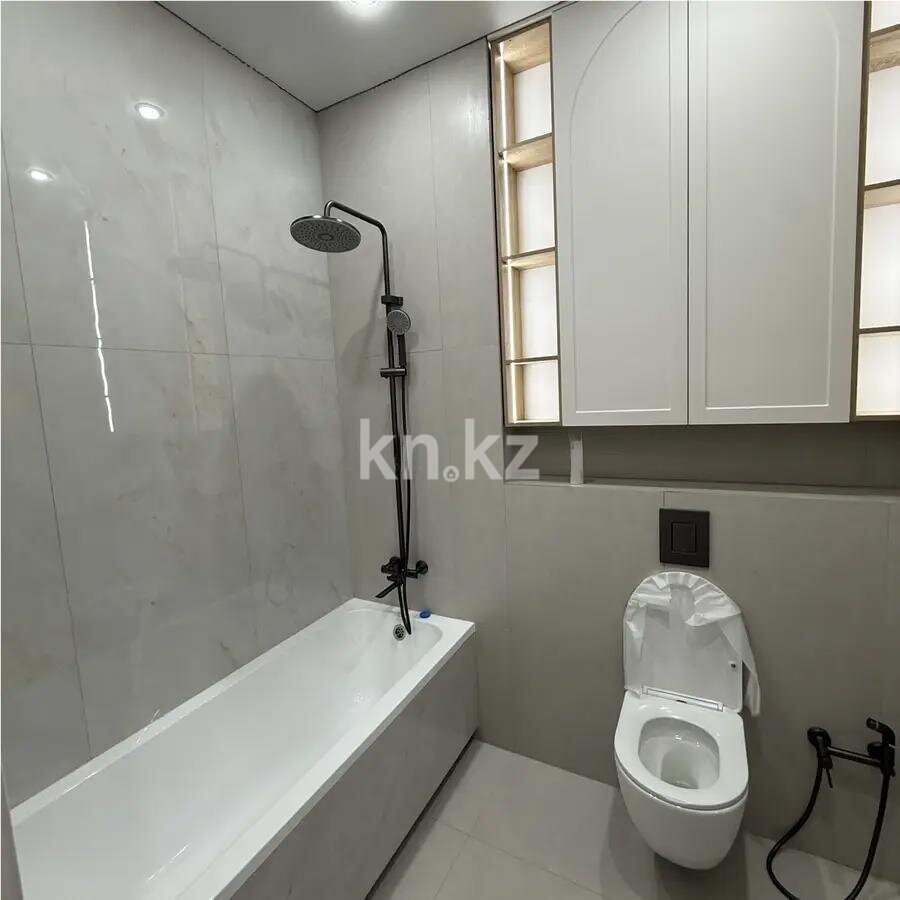 Продажа 3-комнатной квартиры, 68.5 м² в Астане - фото 4