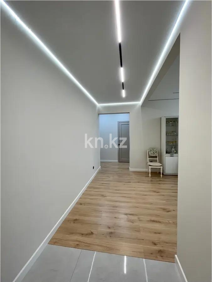 Продажа 3-комнатной квартиры, 112 м², ул. Утеген батыра, дом  11д в Алматы - фото 8