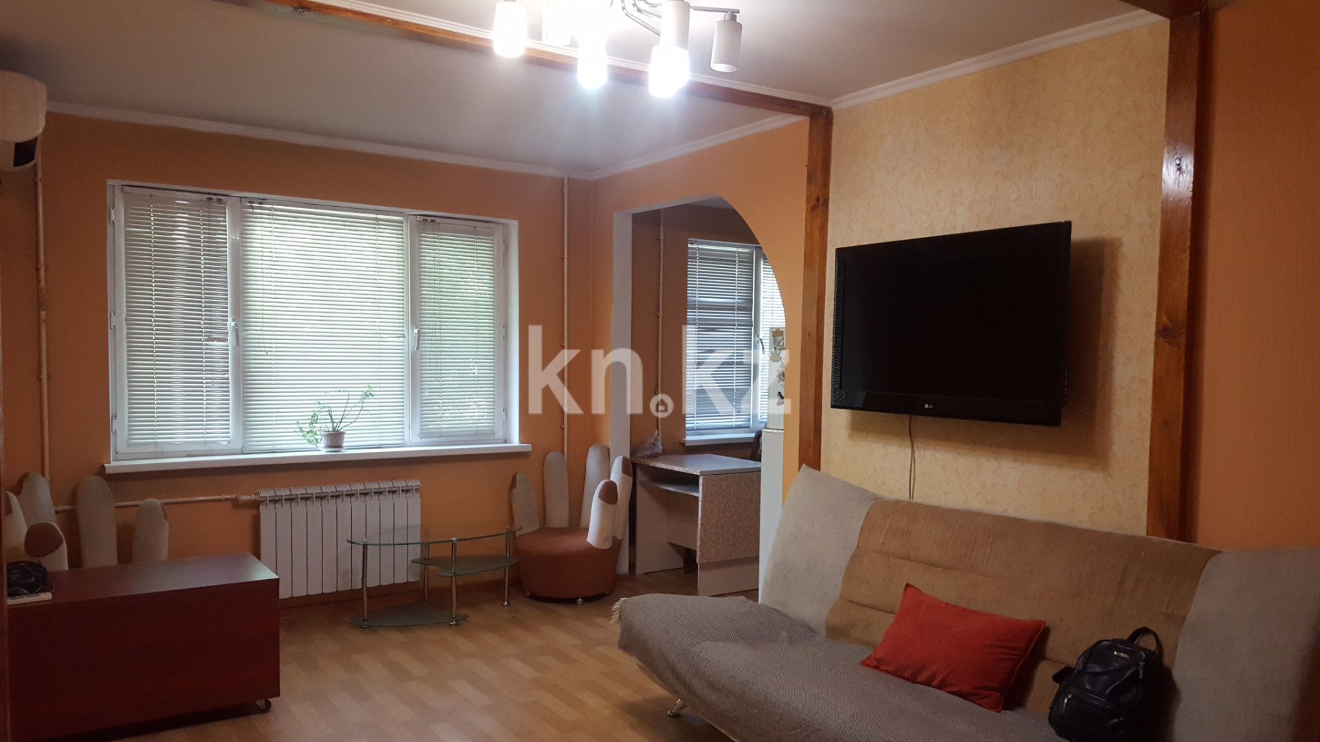 Продажа 3-комнатной квартиры, 63 м², ул. Айбергенова, дом  7 в Шымкенте