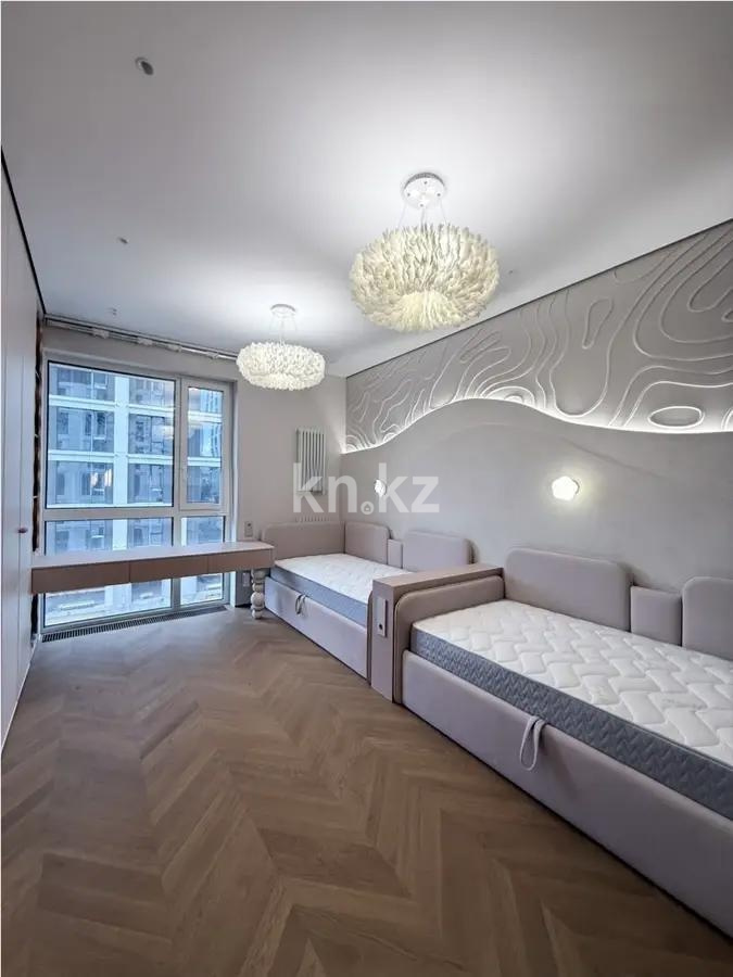 Продажа 5-комнатной квартиры, 212 м² в Астане - фото 3