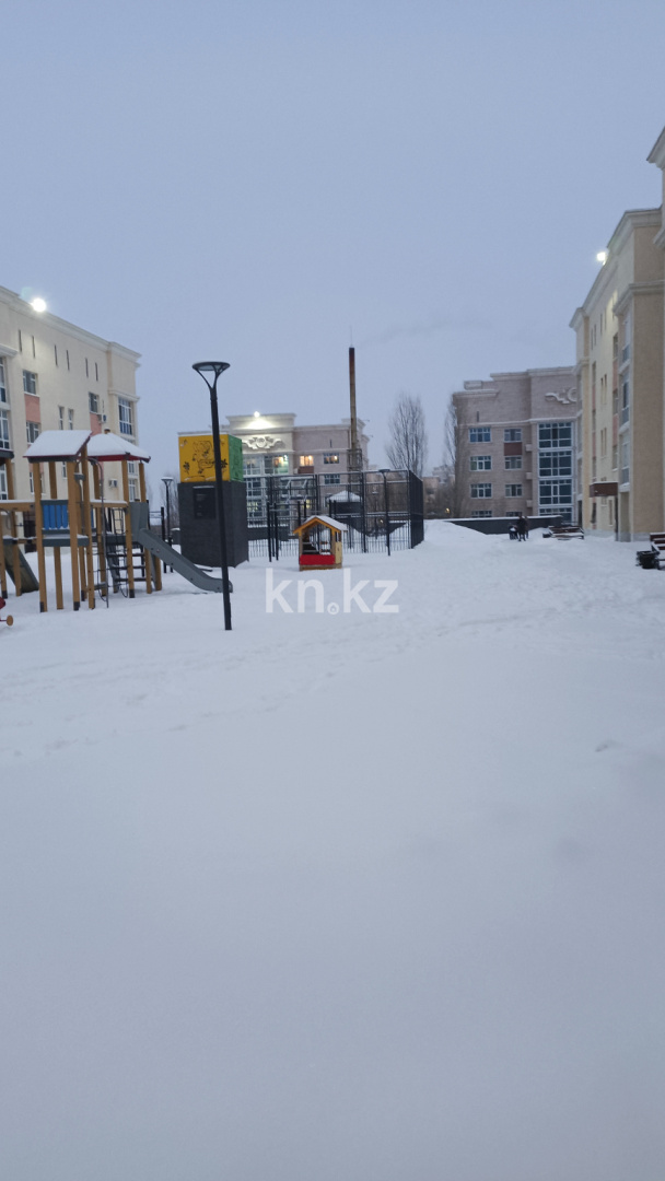 Продажа 1-комнатной квартиры, 37.3 м², ул. Е-652, дом  2 - пр. Кабанбай батыра в Астане - фото 3