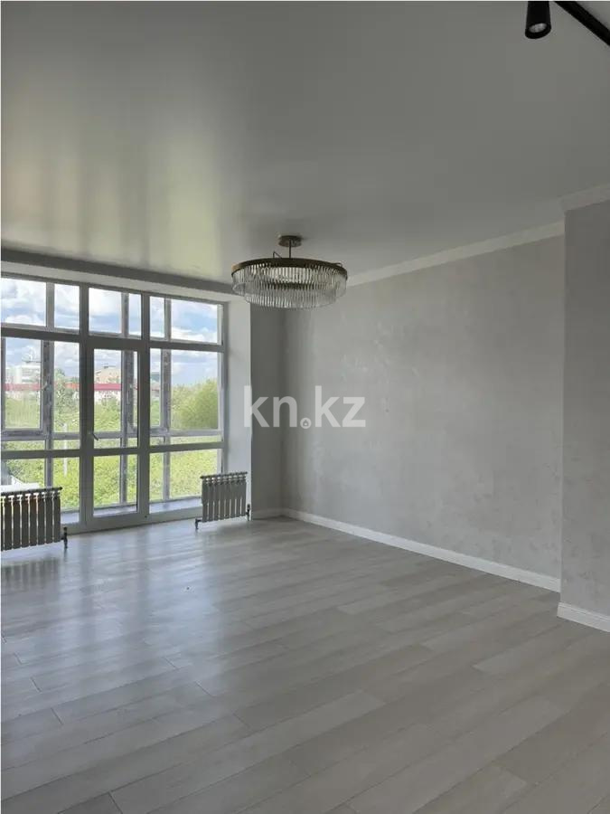 Продажа 4-комнатной квартиры, 135 м² в Караганде