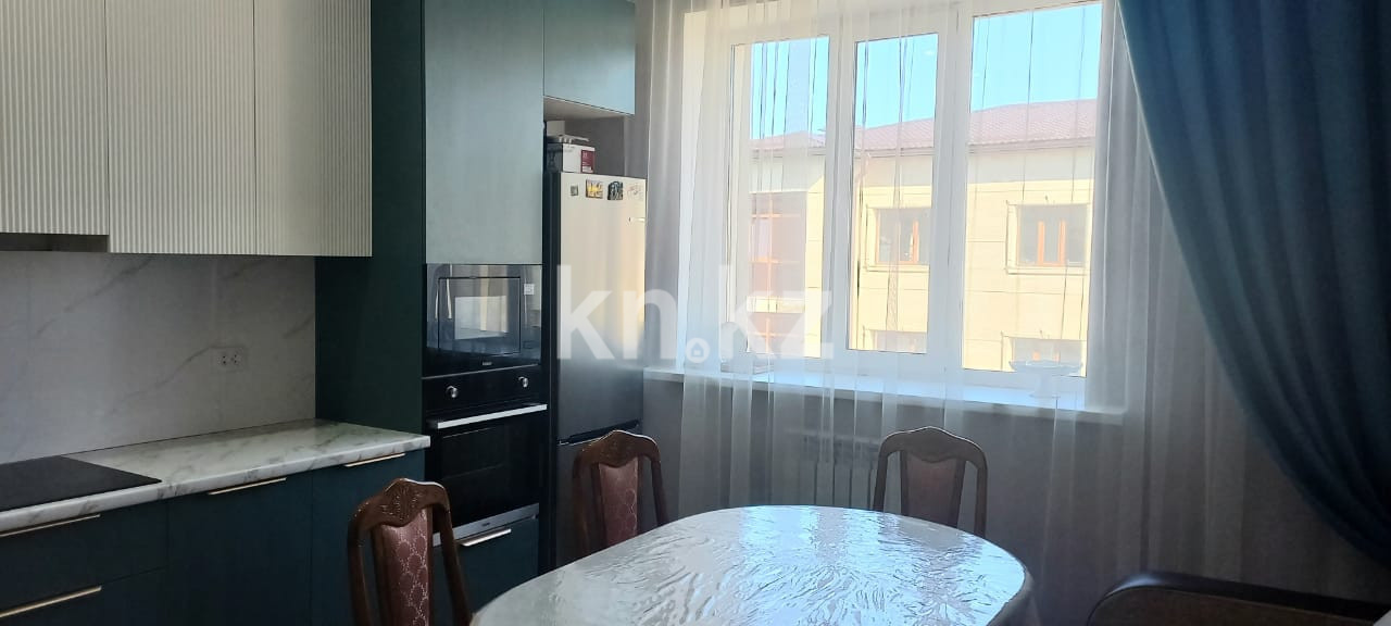 Продажа 3-комнатной квартиры, 81 м², ул. Муканова, дом  43/21 в Караганде - фото 19