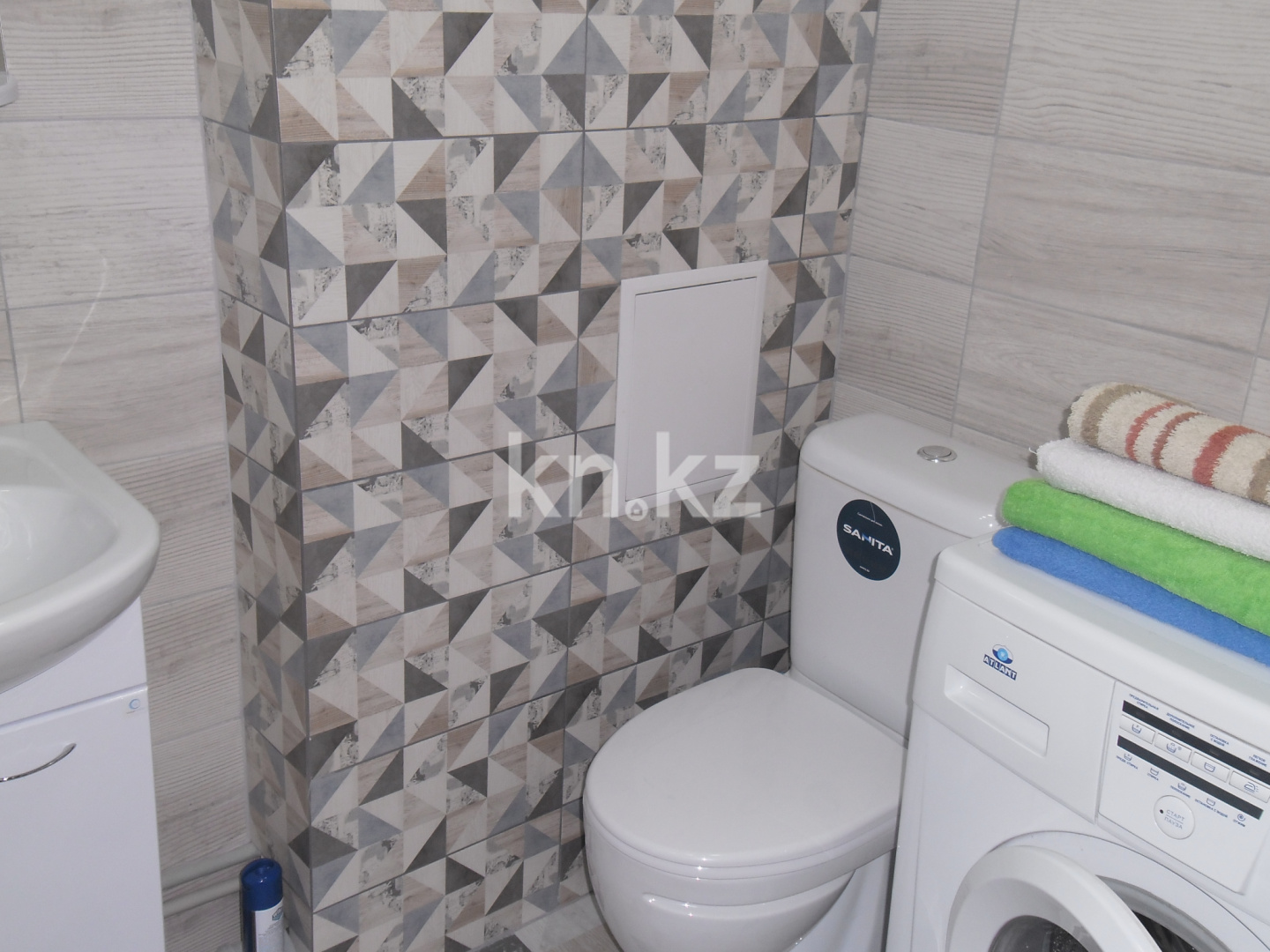 Аренда 3-комнатной квартиры посуточно, 88 м², ул. Набережная Славского, дом  48 в Усть-Каменогорске - фото 39