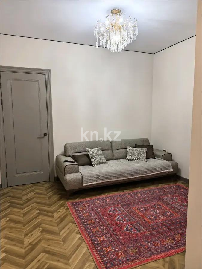 Продажа 4-комнатной квартиры, 100 м² в Караганде