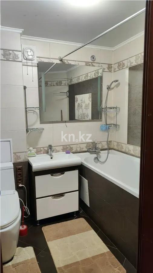 Продажа 2-комнатной квартиры, 47 м², ул. Богенбай батыра, дом  186 в Алматы - фото 3