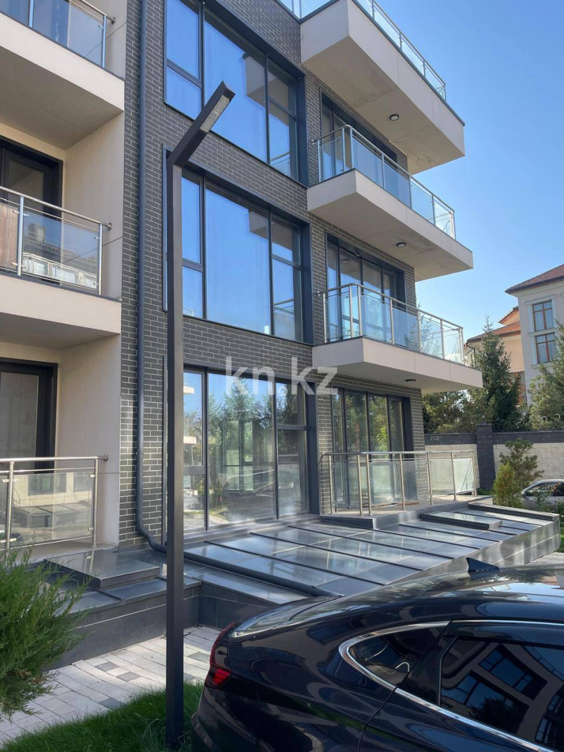 Продажа 4-комнатной квартиры, 230 м² в Алматы - фото 2