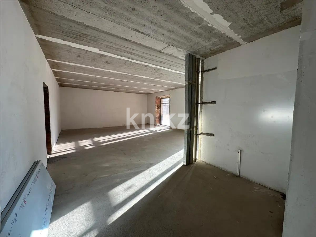 Продажа 3-комнатной квартиры, 112 м² в Караганде - фото 2