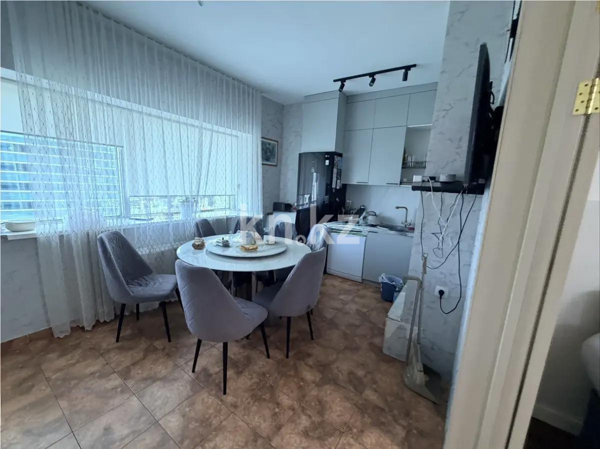 Продажа 4-комнатной квартиры, 177.6 м² в Астане - фото 3