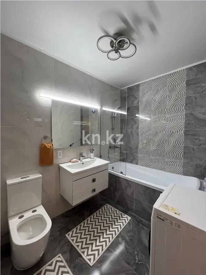 Продажа 1-комнатной квартиры, 40 м², пр. Кошкарбаева, дом  45б в Астане - фото 3