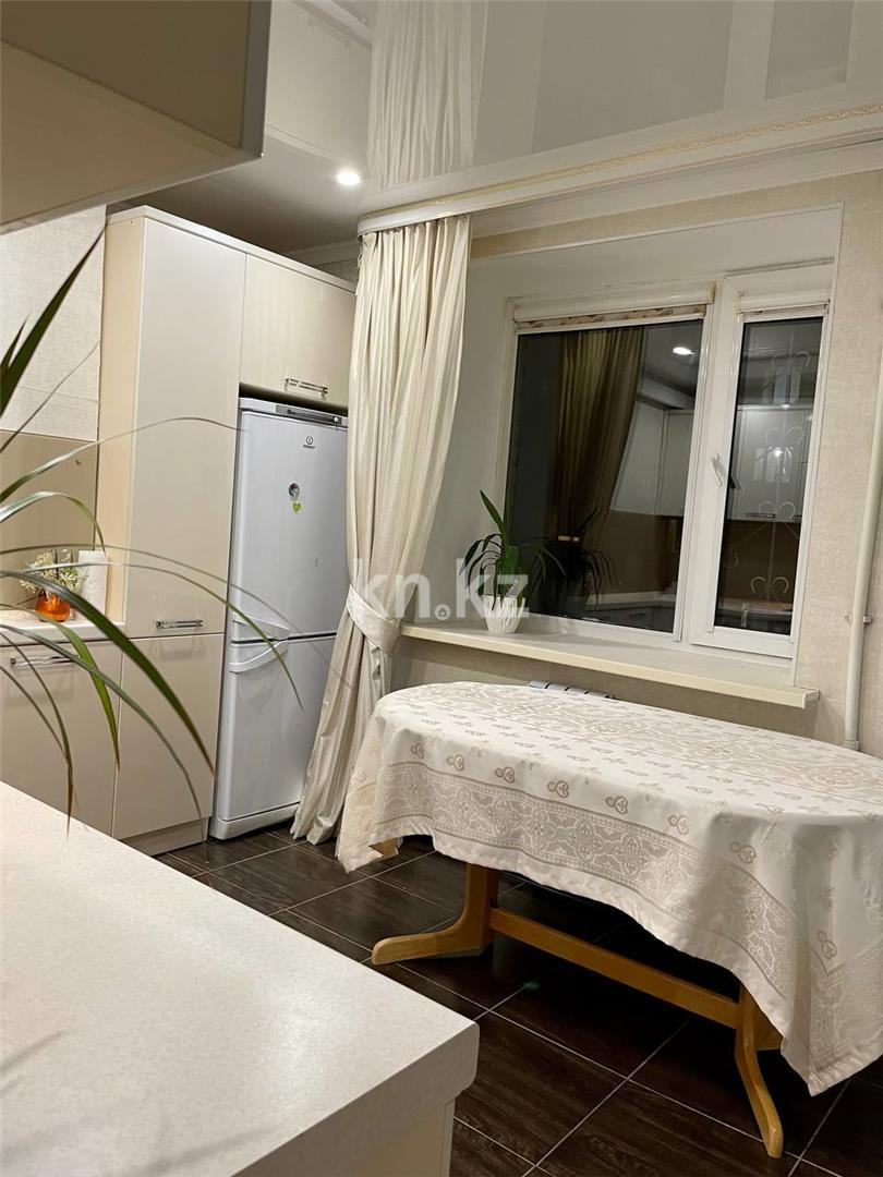 Продажа 3-комнатной квартиры, 78 м², ул. Ермекова в Караганде - фото 8