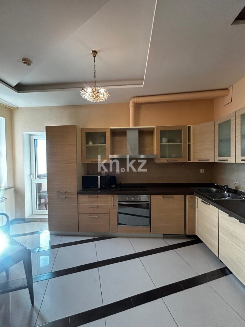 Аренда 2-комнатной квартиры, 77.5 м², пр. Абылай хана, дом  92 в Алматы - фото 6