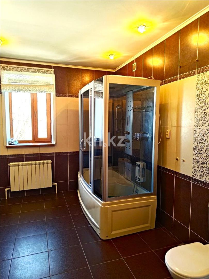 Продажа 7-комнатного дома, 260 м² в Караганде - фото 13