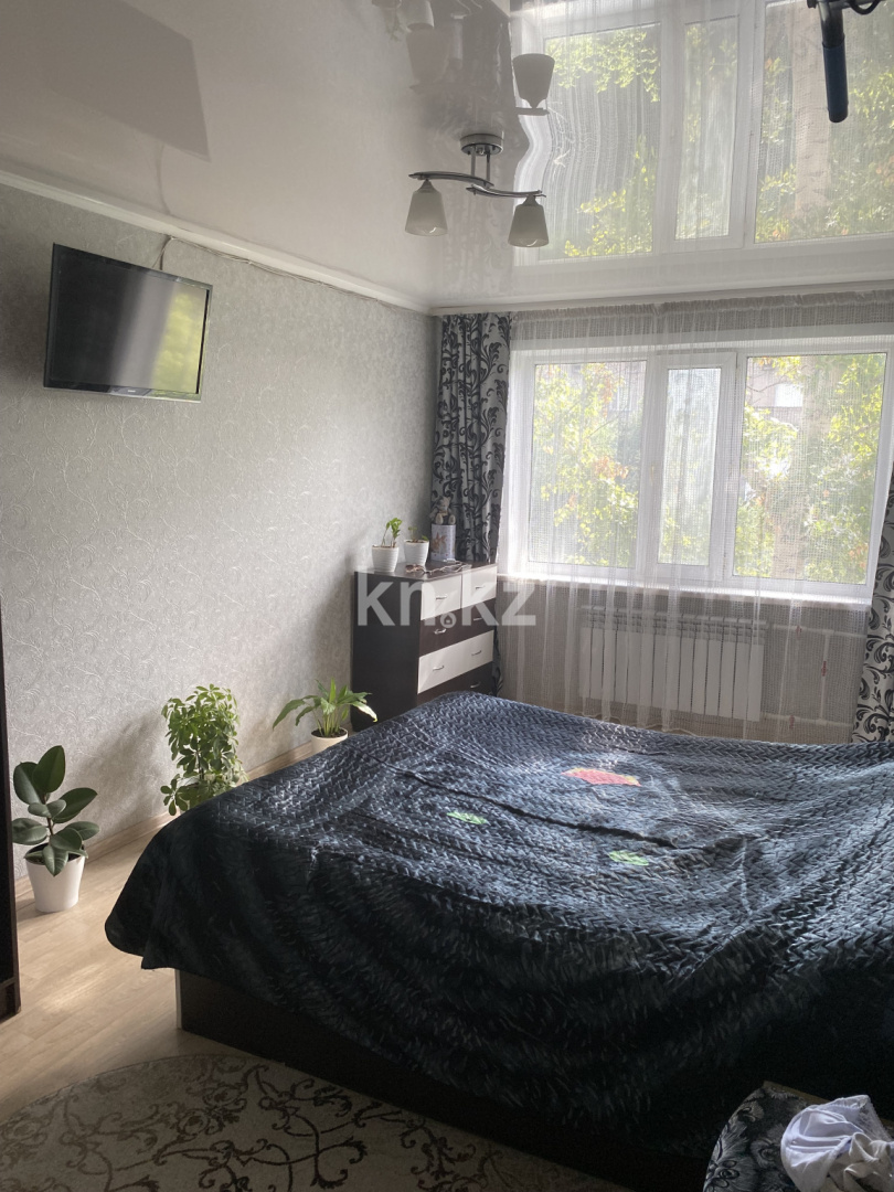 Продажа 3-комнатной квартиры, 62 м², 22 мкр., дом  25 в Караганде