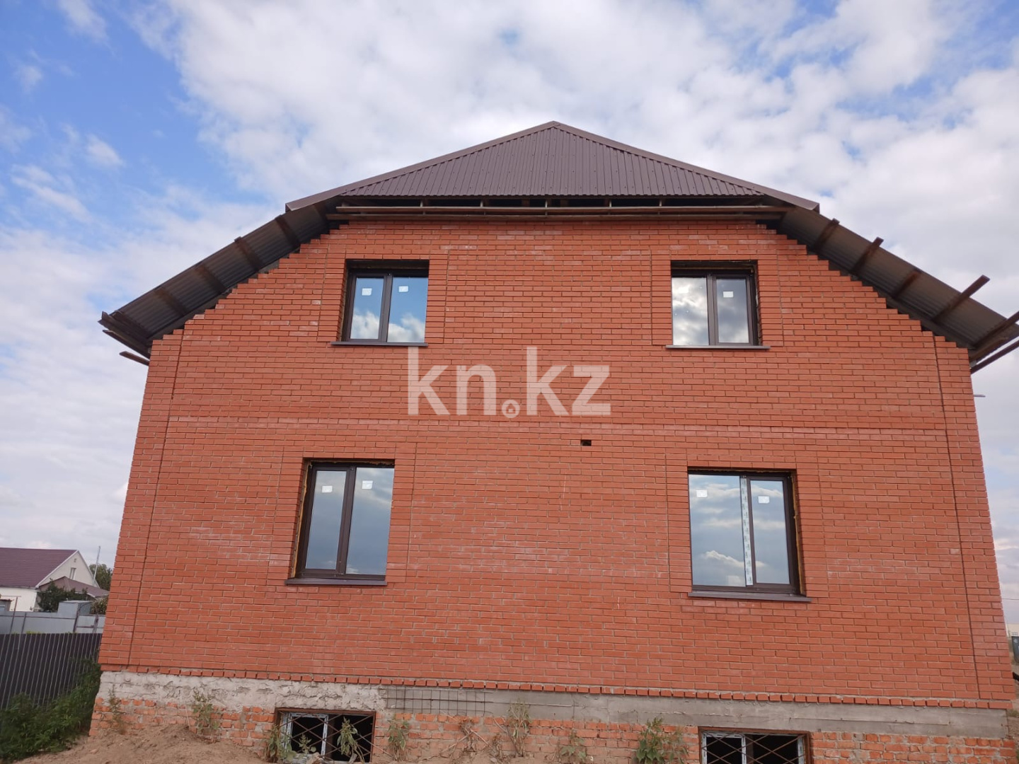 Продажа 5-комнатного дома, 378 м² в Уральске - фото 6