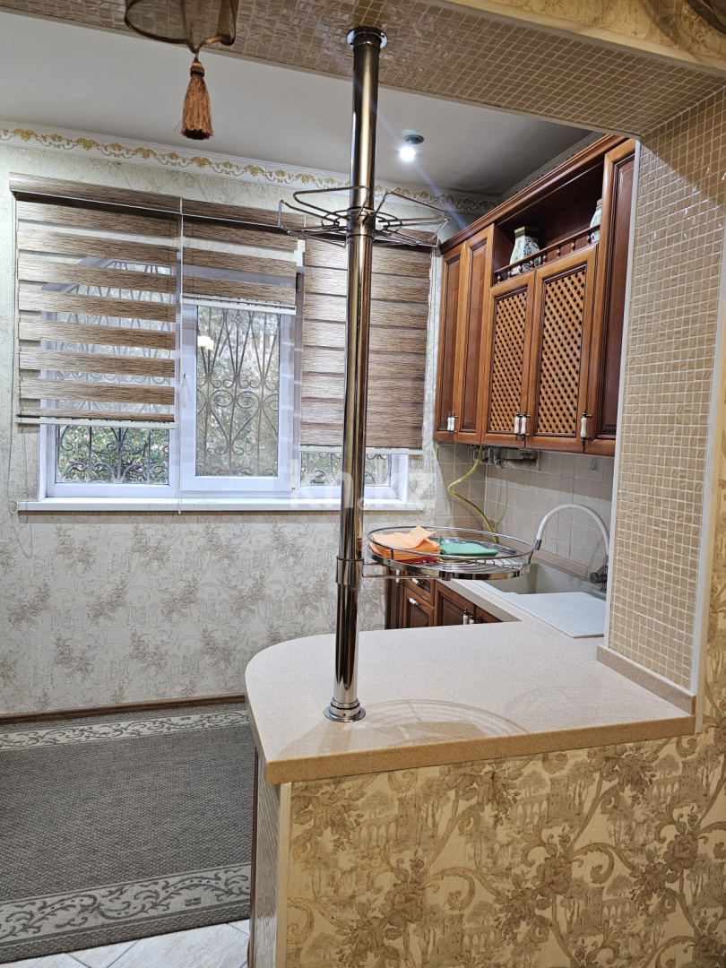 Аренда 4-комнатной квартиры посуточно, 152 м², ул. 8 Марта, дом  5а в Шымкенте