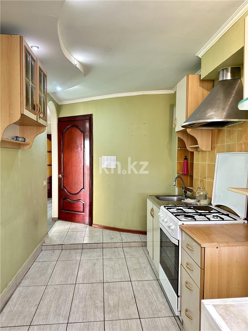 Продажа 3-комнатной квартиры, 61 м², ул. Ержанова в Караганде - фото 10