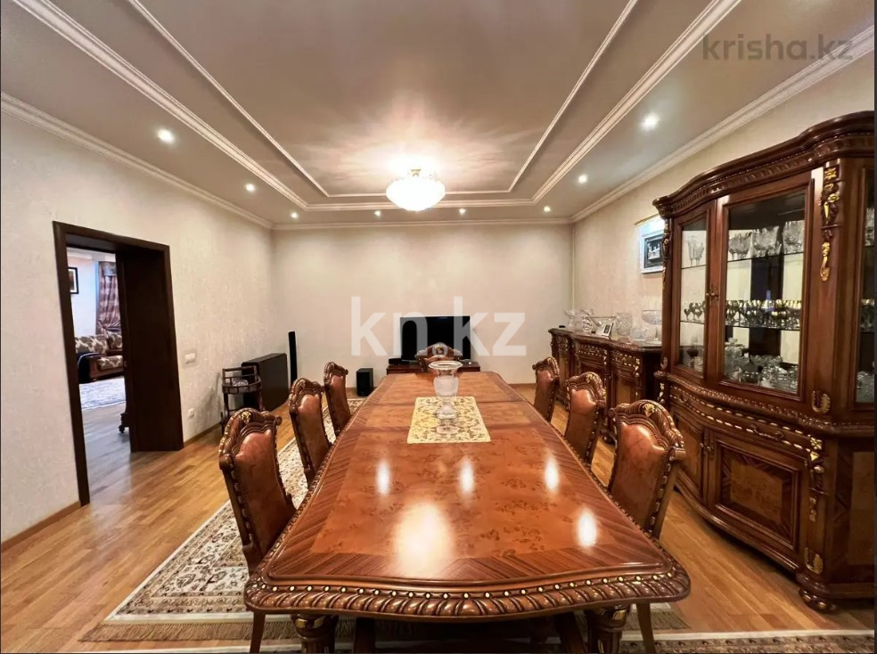 Продажа 5-комнатного дома, 433 м², ул. Ермекова в Караганде - фото 6