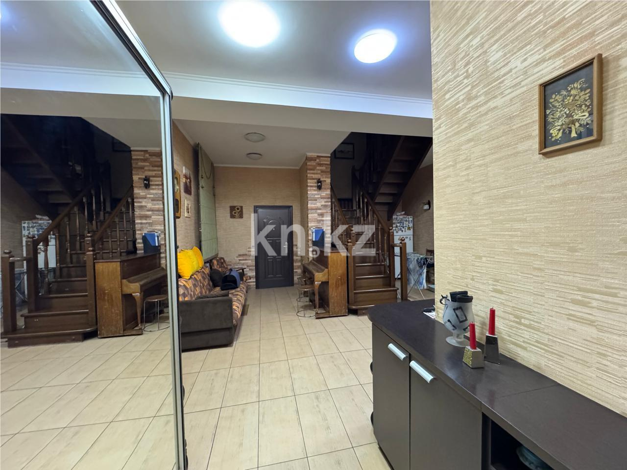 Продажа 7-комнатного дома, 302 м², ул. Жұмабек Тәшенов в Темиртау