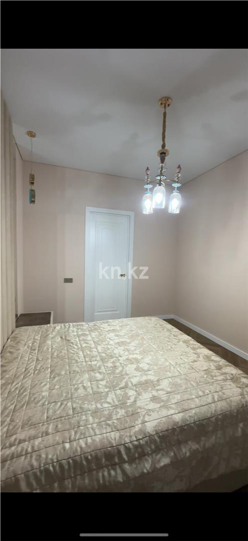 Продажа 2-комнатной квартиры, 67 м², ул. Муканова в Караганде - фото 4