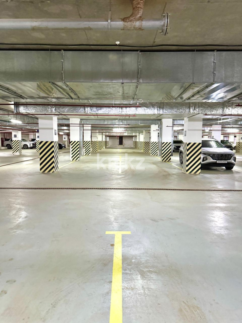 Продажа 2-комнатной квартиры, 60 м², ул. Райымбек батыра, дом  54 в Астане - фото 24