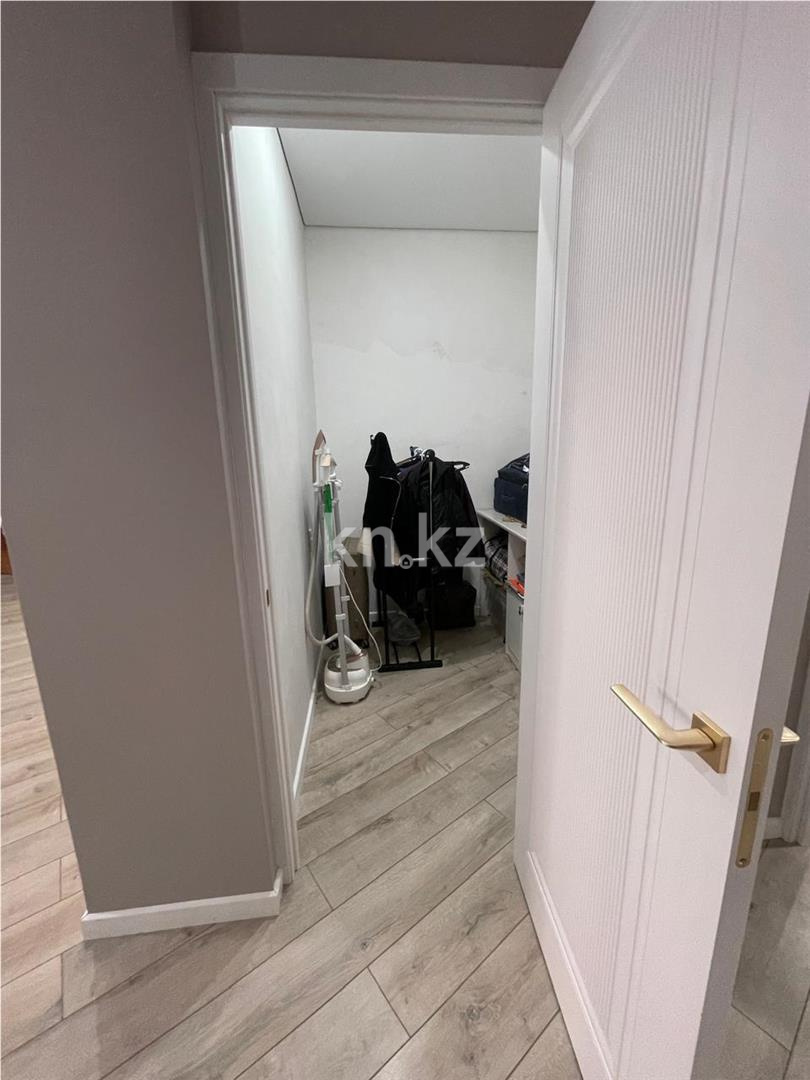 Продажа 4-комнатной квартиры, 115 м², ул. Букетова в Караганде - фото 18