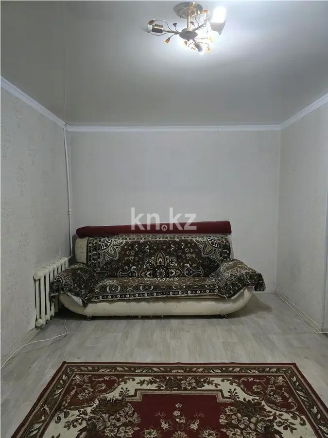 Продажа 1-комнатной квартиры, 32 м², мкр-н 12, дом  42 в Караганде