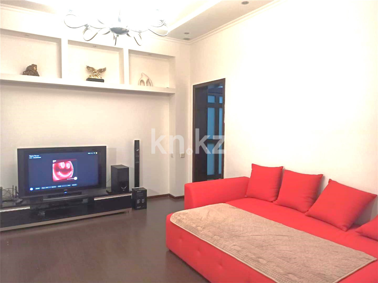 Продажа 4-комнатного дома, 425 м², ул. Аманжолова в Караганде - фото 2