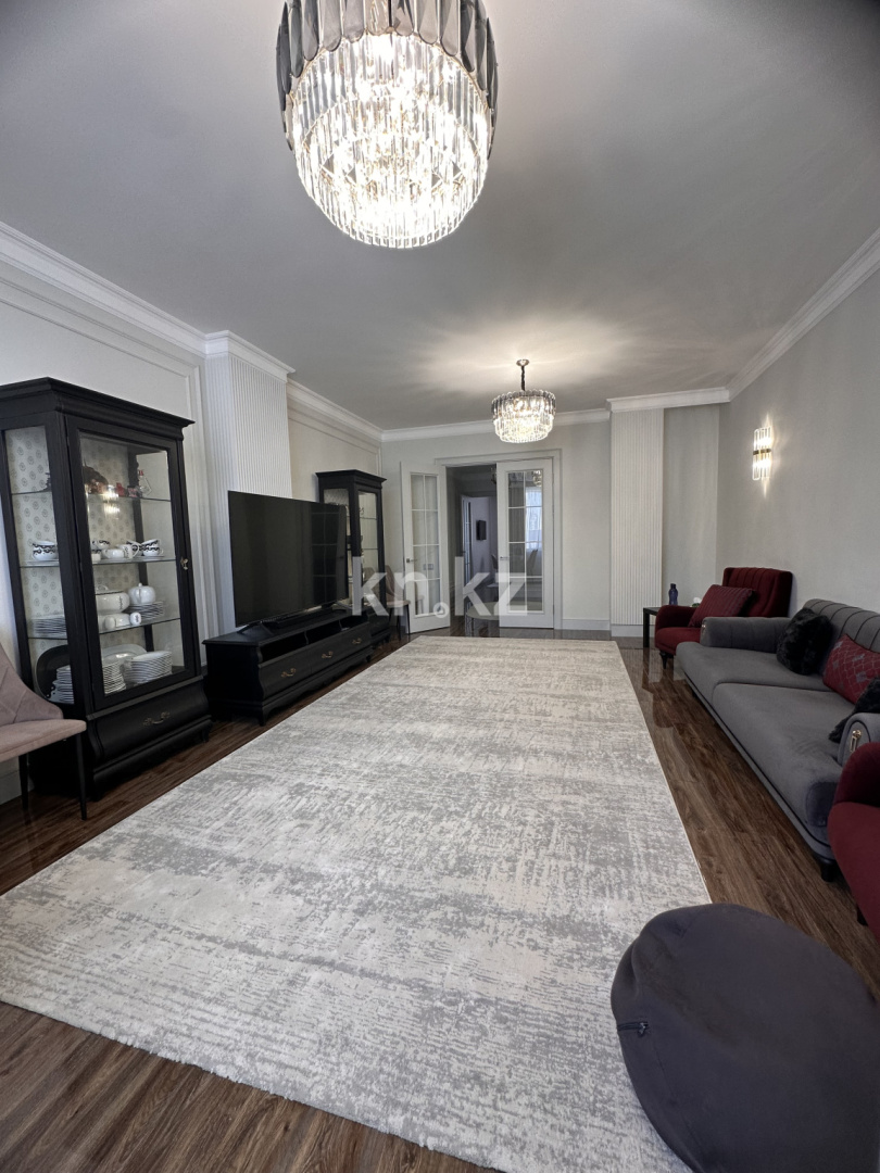 Продажа 5-комнатной квартиры, 162 м², ул. Керей, Жанибек хандар в Астане - фото 3