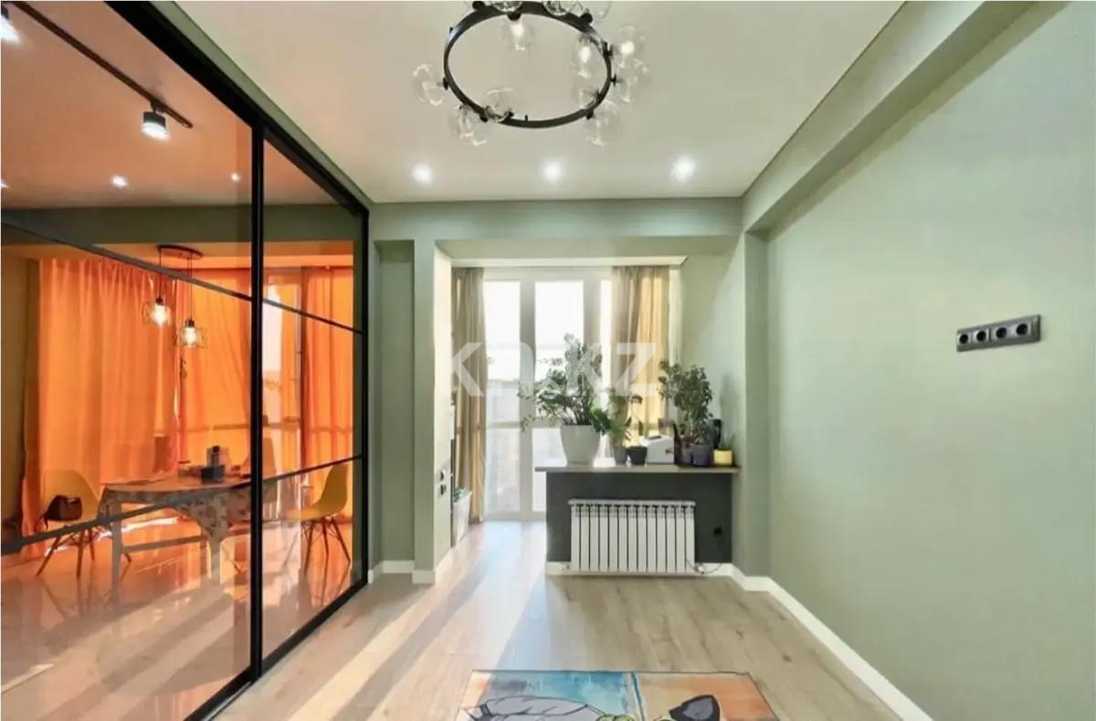 Продажа 3-комнатной квартиры, 102 м², пр. Абая, дом  164 в Алматы