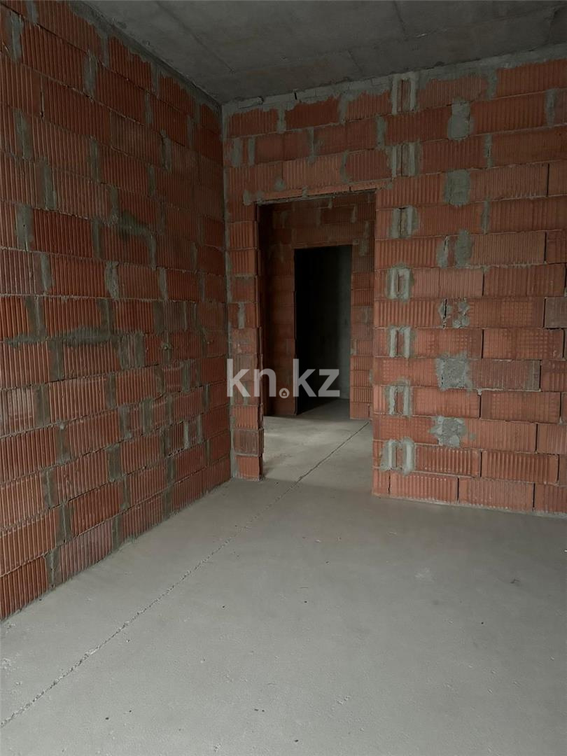 Продажа 3-комнатной квартиры, 107 м², ул. Мичурина в Караганде - фото 16