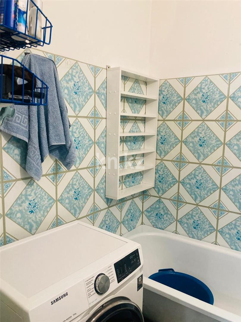 Продажа 2-комнатной квартиры, 54 м², мкр-н Степной-2 в Караганде - фото 10