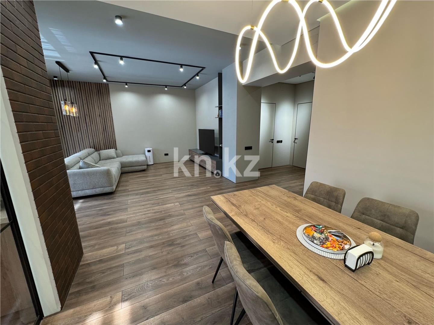 Продажа 4-комнатной квартиры, 142 м² в Караганде - фото 22