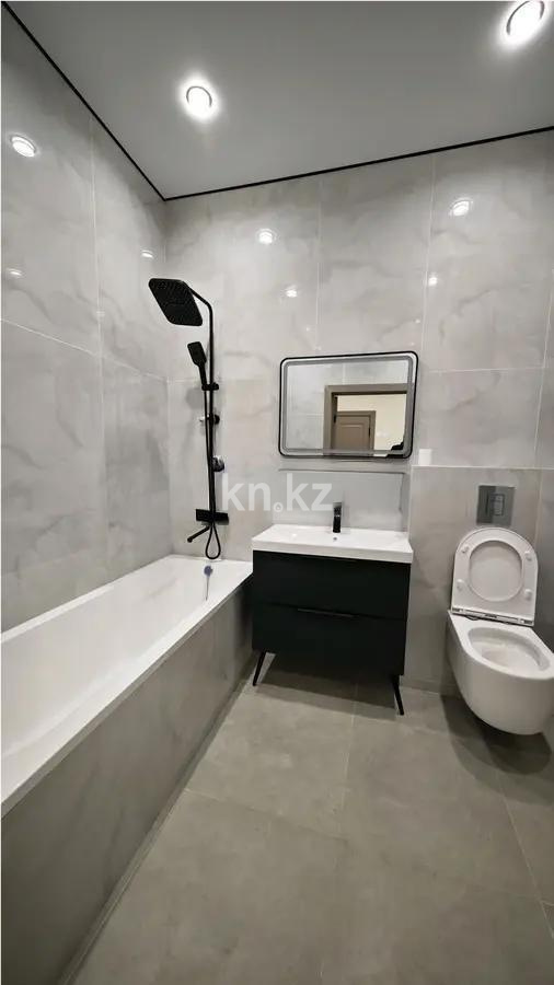 Продажа 2-комнатной квартиры, 72 м², пр. Райымбека, дом  348/1 в Алматы - фото 3