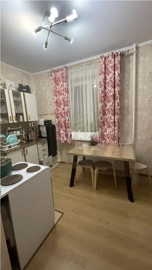 Продажа 2-комнатной квартиры, 52.2 м² в Алматы - фото 3