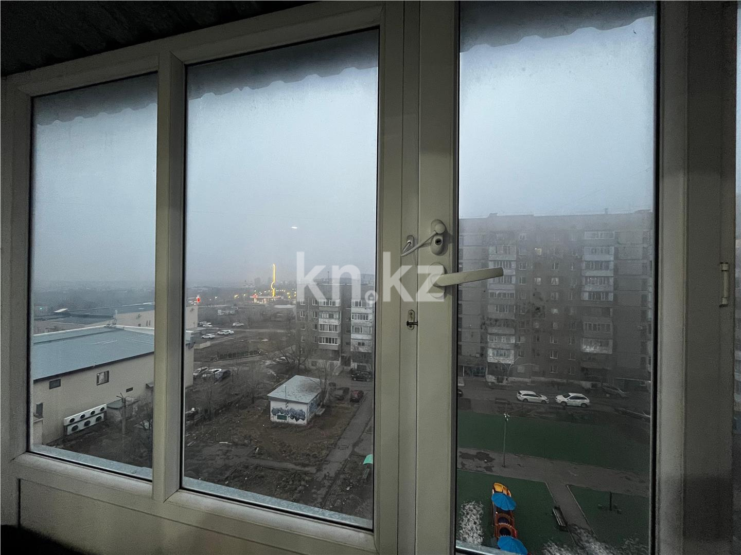 Продажа 3-комнатной квартиры, 65 м², мкр-н Голубые Пруды в Караганде - фото 12