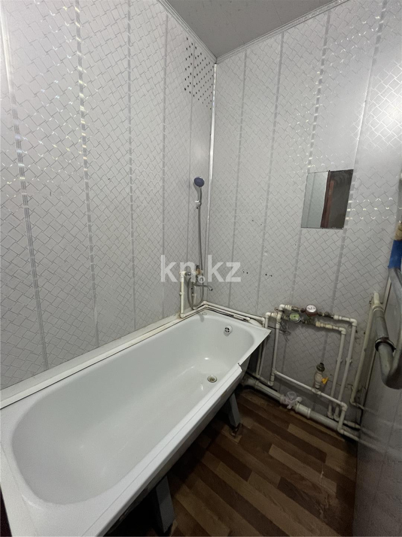 Продажа 2-комнатной квартиры, 43 м², ул. 4-й мик-н в Темиртау - фото 7