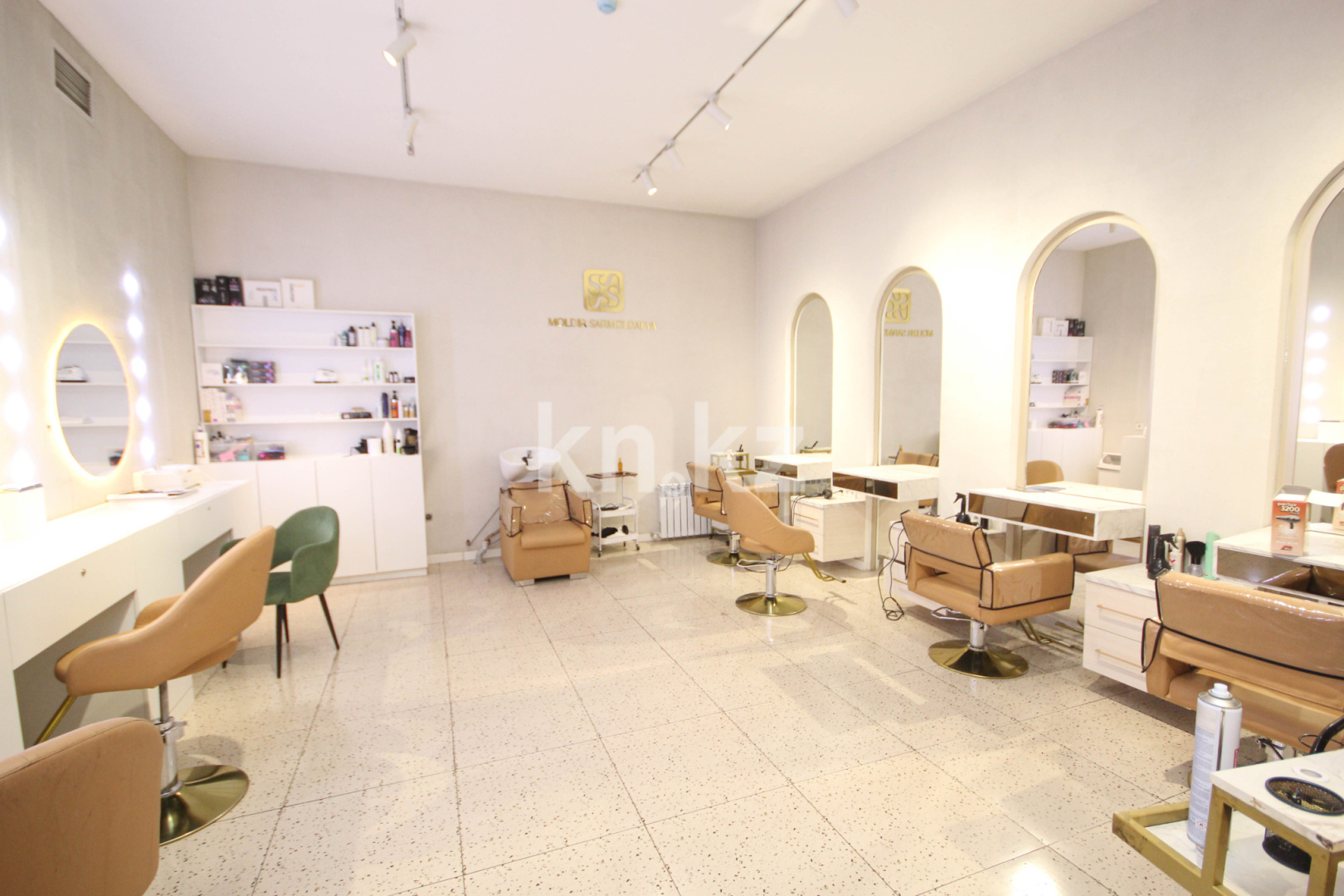 Продажа , 210 м² в Алматы