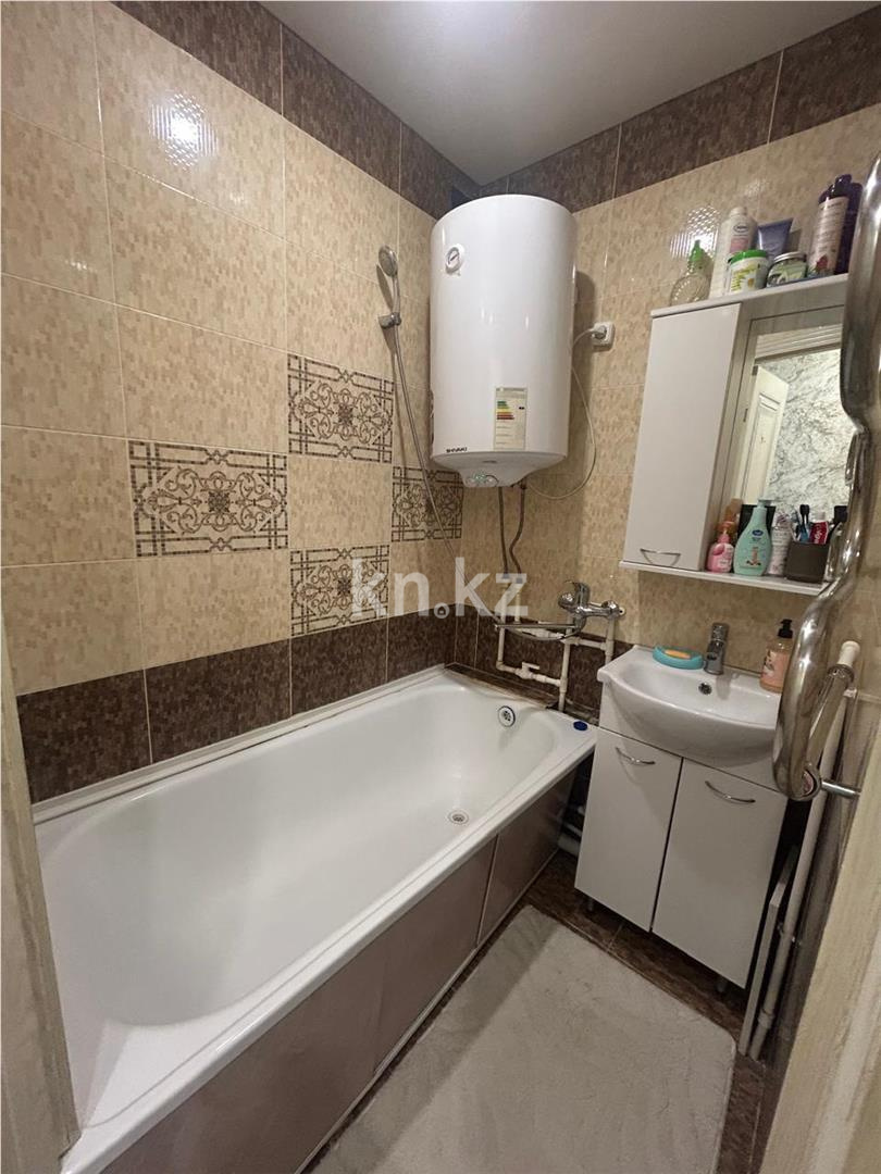 Продажа 3-комнатной квартиры, 62 м², 1 кв-л в Караганде - фото 8