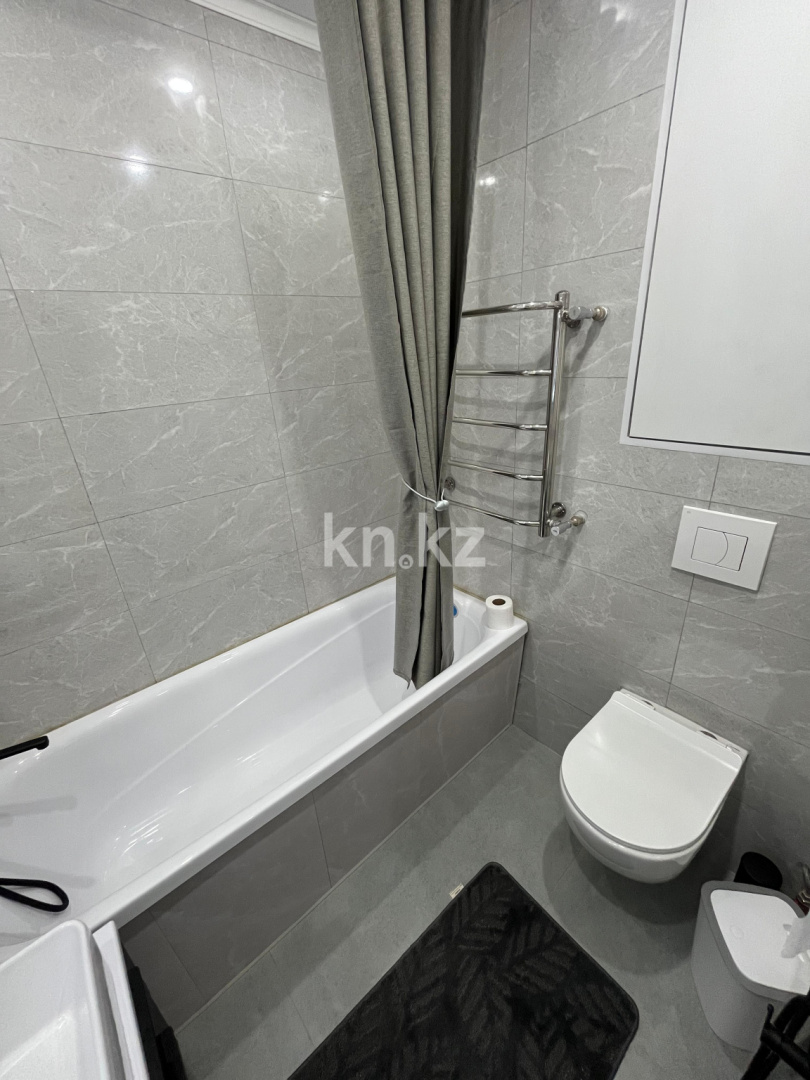 Продажа 2-комнатной квартиры, 42.6 м² в Алматы - фото 14